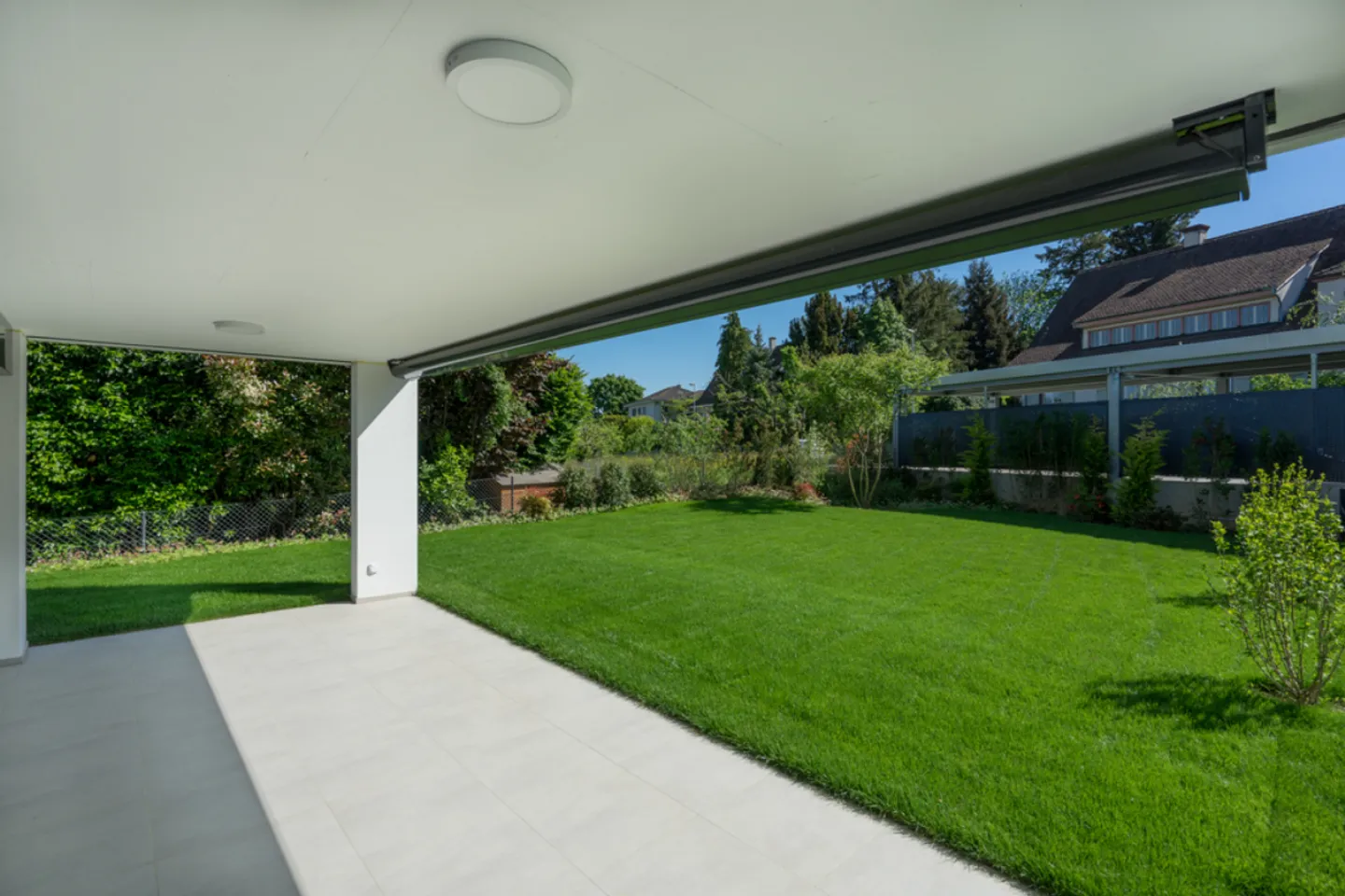 5.5-Room Single-Family House in MINERGIE-P on Binninger Höhe - Photo 5 of 12