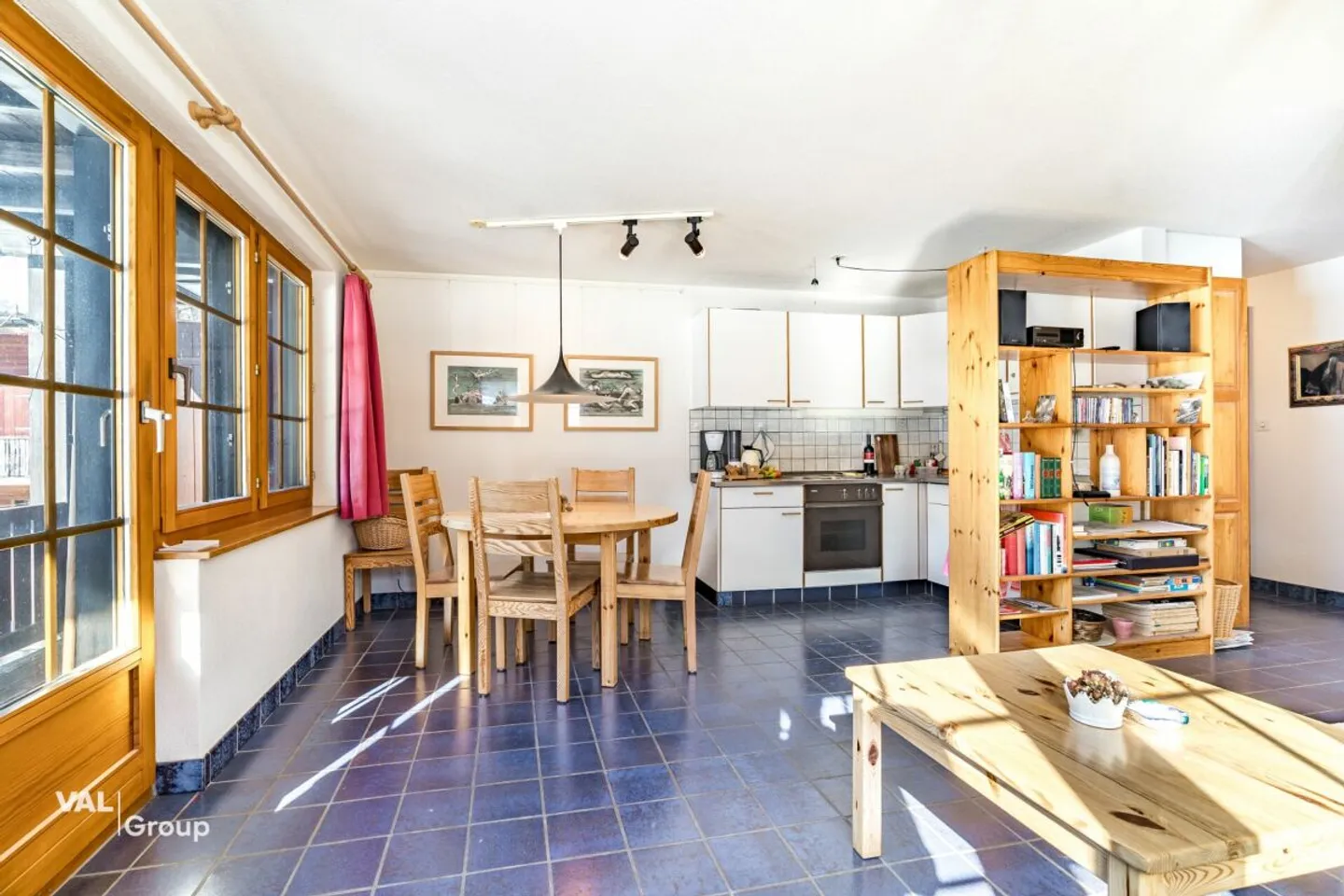 Natur, Ruhe und Langlauf vor der Haustüre - charmante 3.5-Zimmer-Ferienwohnung in Oberwald - Photo 3 of 13