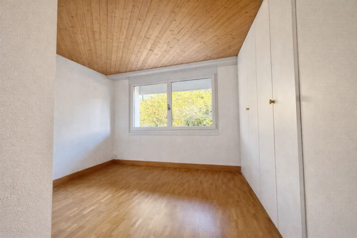 Charmant appartement de 4,5 pièces avec une vue magnifique - Photo 5 sur 11