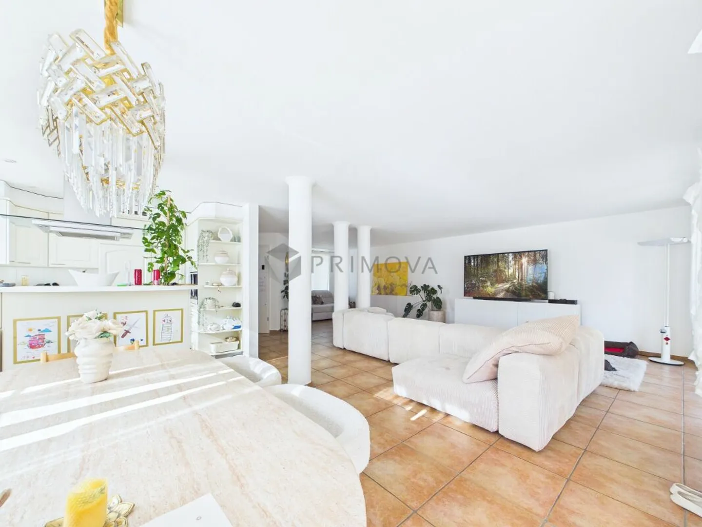 Votre nouveau chez-vous avec beaucoup d'intimité, grande terrasse ensoleillée et sauna - Photo 3 sur 13
