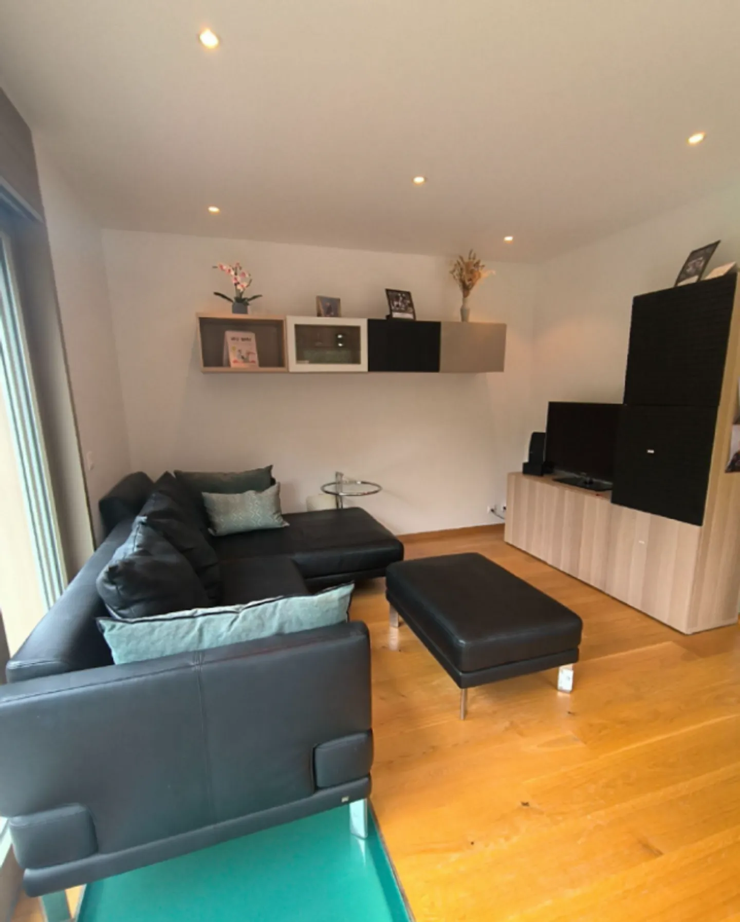 Duplex moderno con piscina e vista - Foto 10 di 13