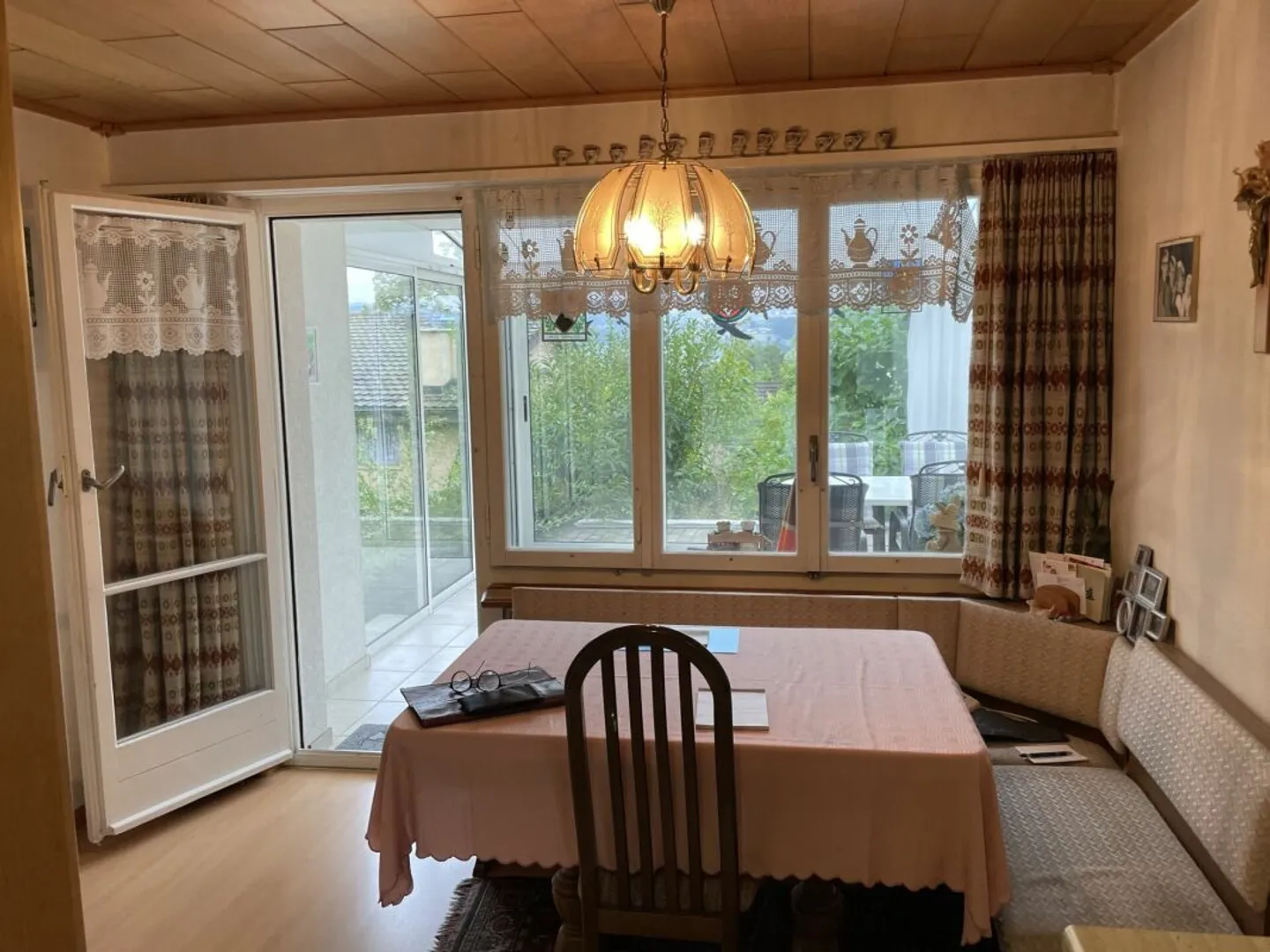 EFH mit Aussicht und Renovationsbedarf - Foto 6 von 12