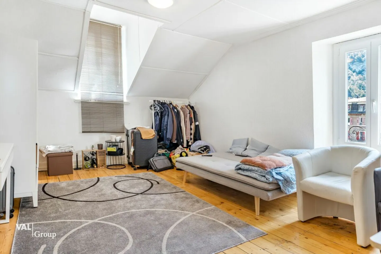 Appartement Charmant en Centre-Ville - Photo 3 sur 7