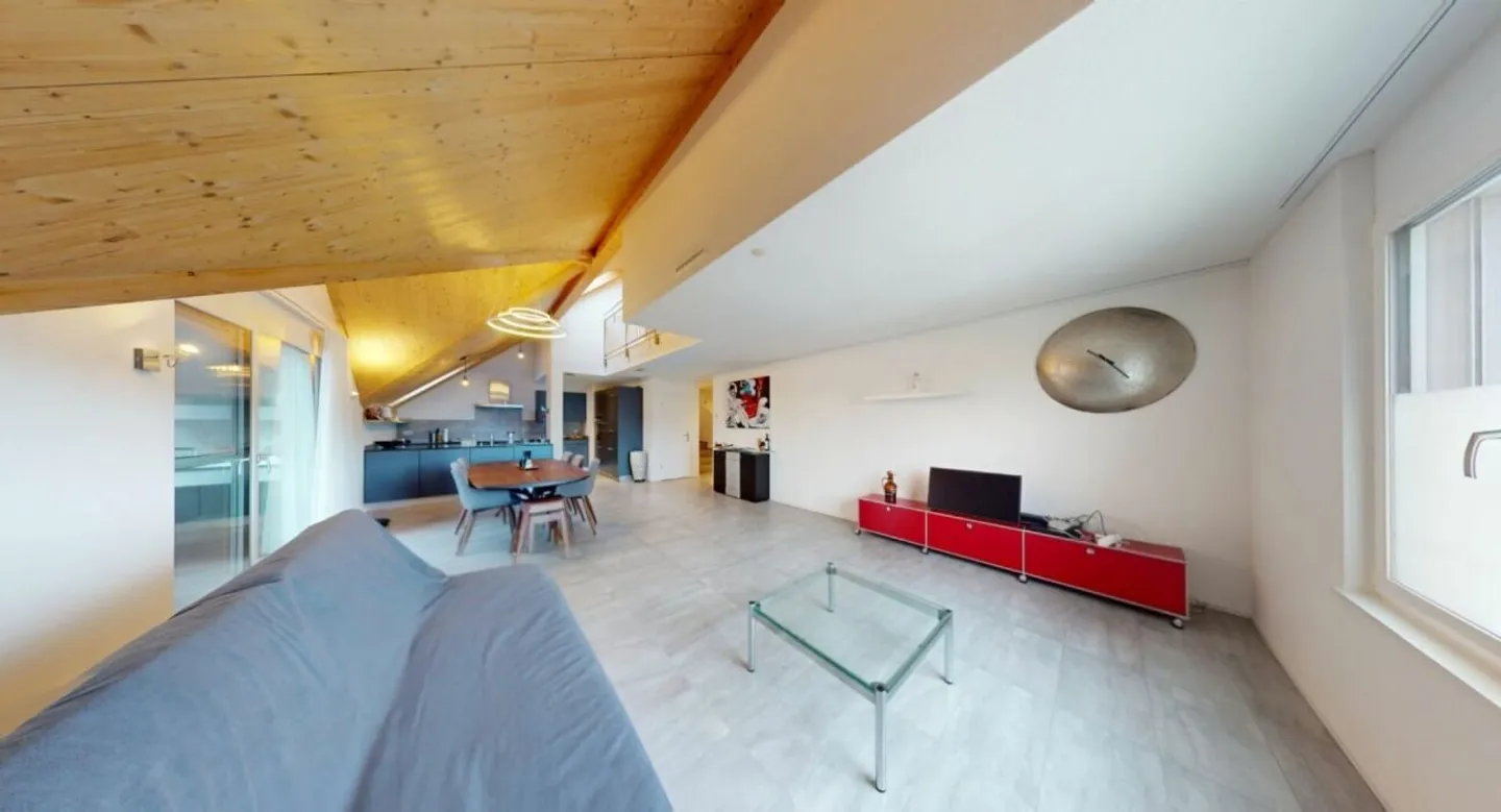 168 m² Dream Home with Impressive Gallery - Exclusive 5.5-Room Maisonette near the Aare - Photo 4 of 13