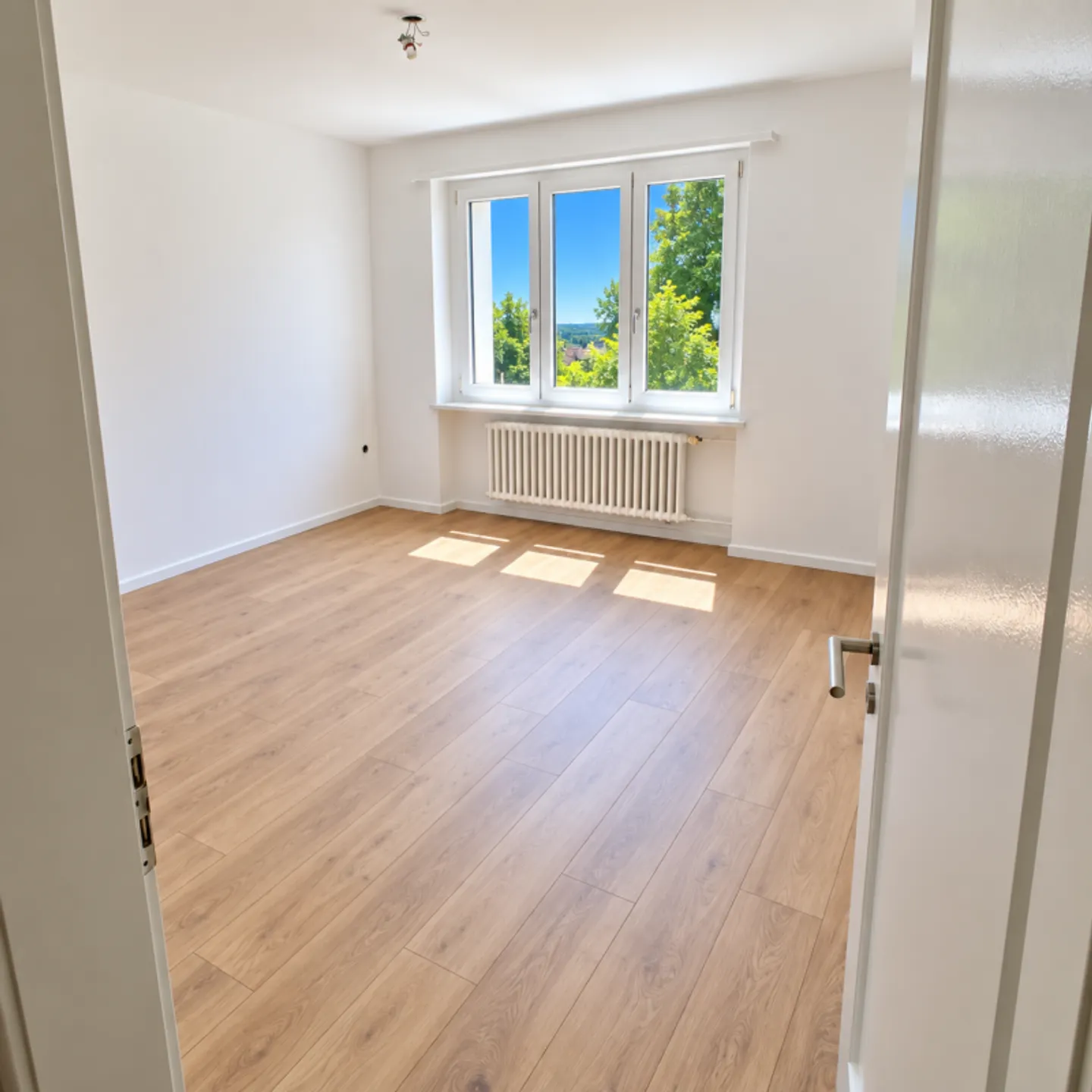 Renovated and modern 3.5-room apartment in Langenthal - available immediately - Photo 3 of 8