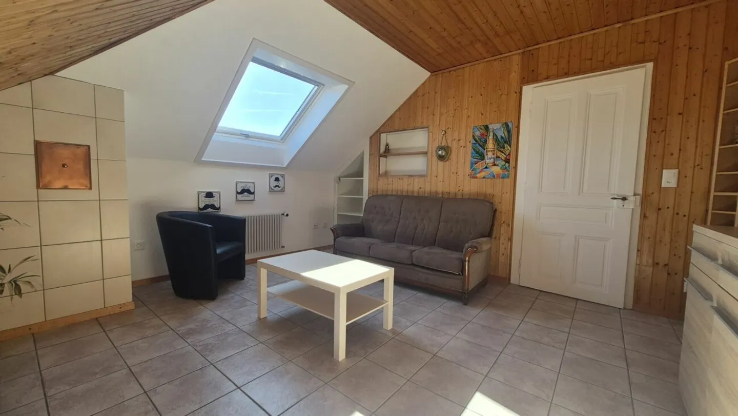 Appartement 2 pièces charmant - Photo 2 sur 8