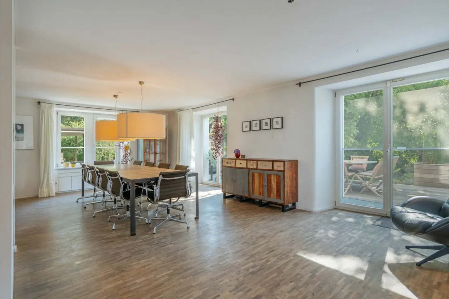 Histoire, Style et Nature - Votre Bijou Résidentiel sur le Canal de la Reuss - Photo 4 sur 13