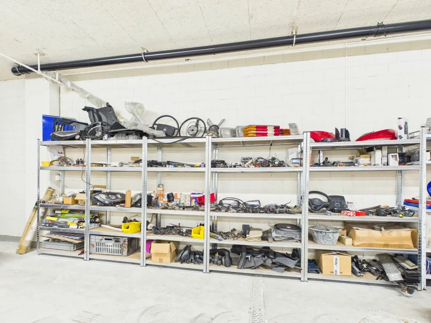 Your dream garage in Fällanden is waiting for you! - Photo 11 of 13