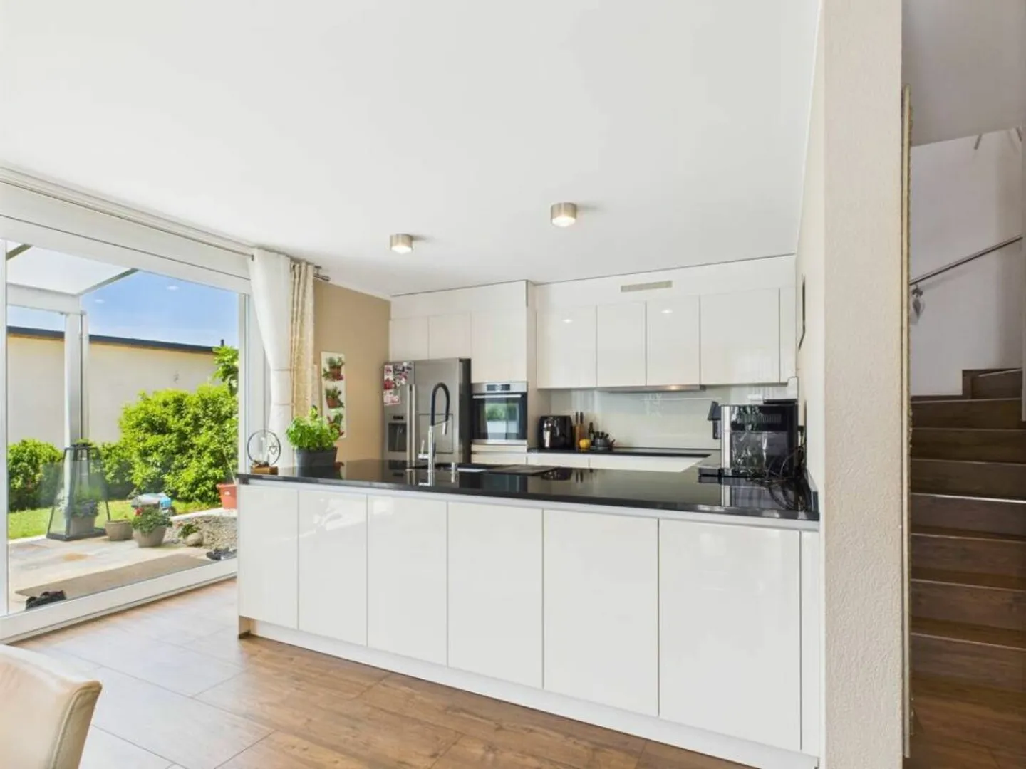 Modern Single-Family Home in a Good Location - Photo 2 of 11