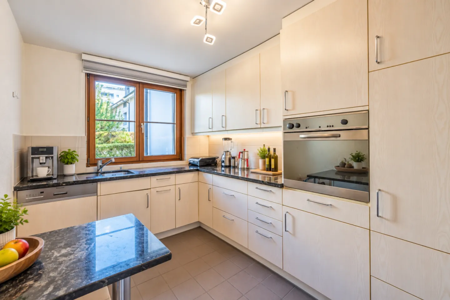 Charmante Maisonette mit Wintergarten - Foto 4 von 13