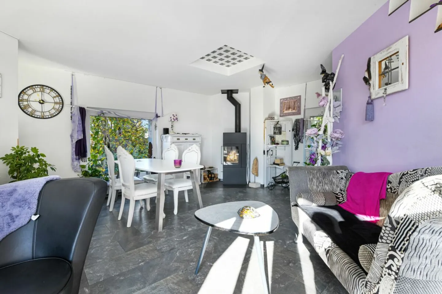 Living with Quality of Life - Well-Maintained House in Family-Friendly Location - Photo 3 of 7