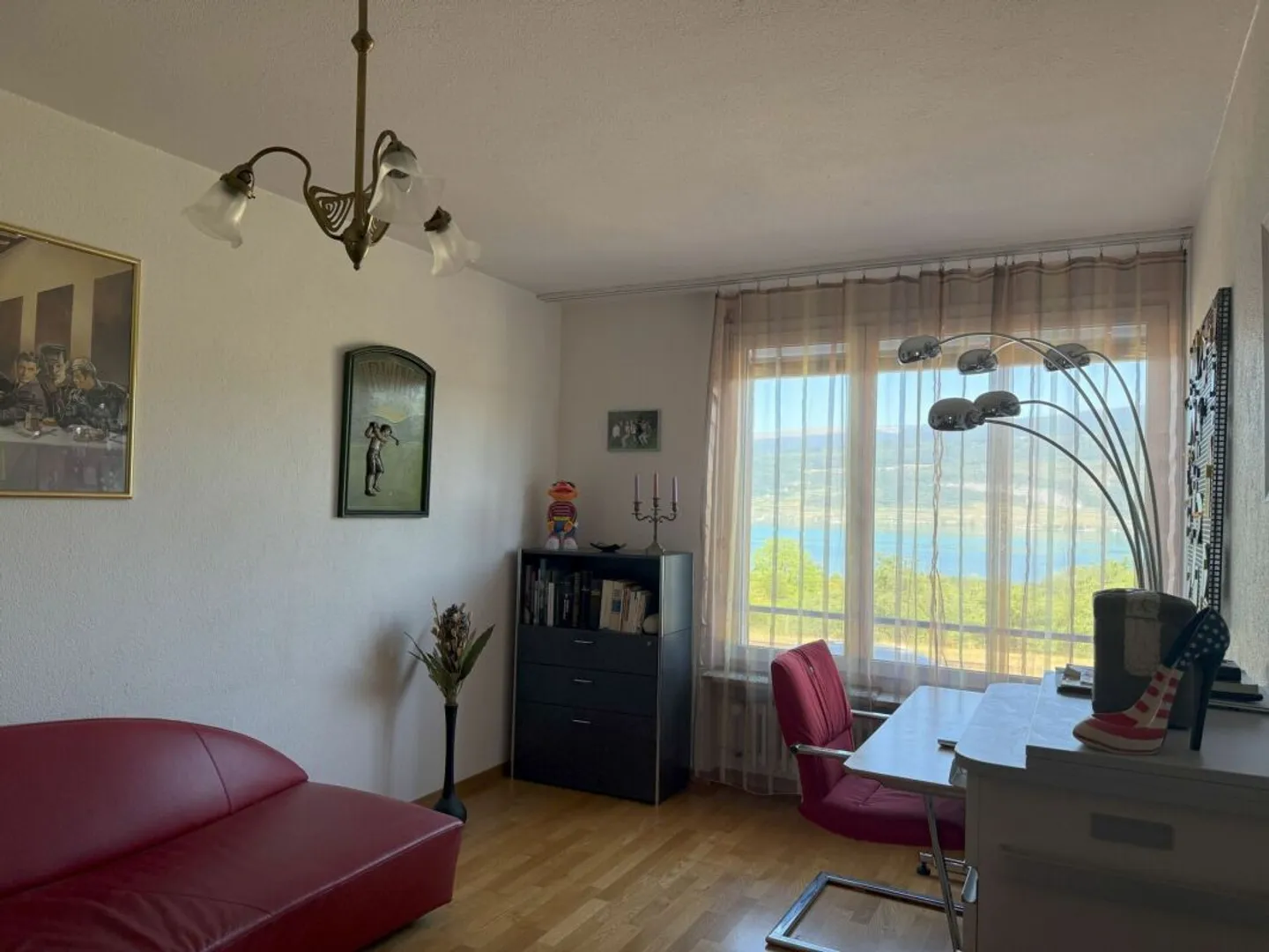 Sun and Lake View near Biel - Photo 11 of 13