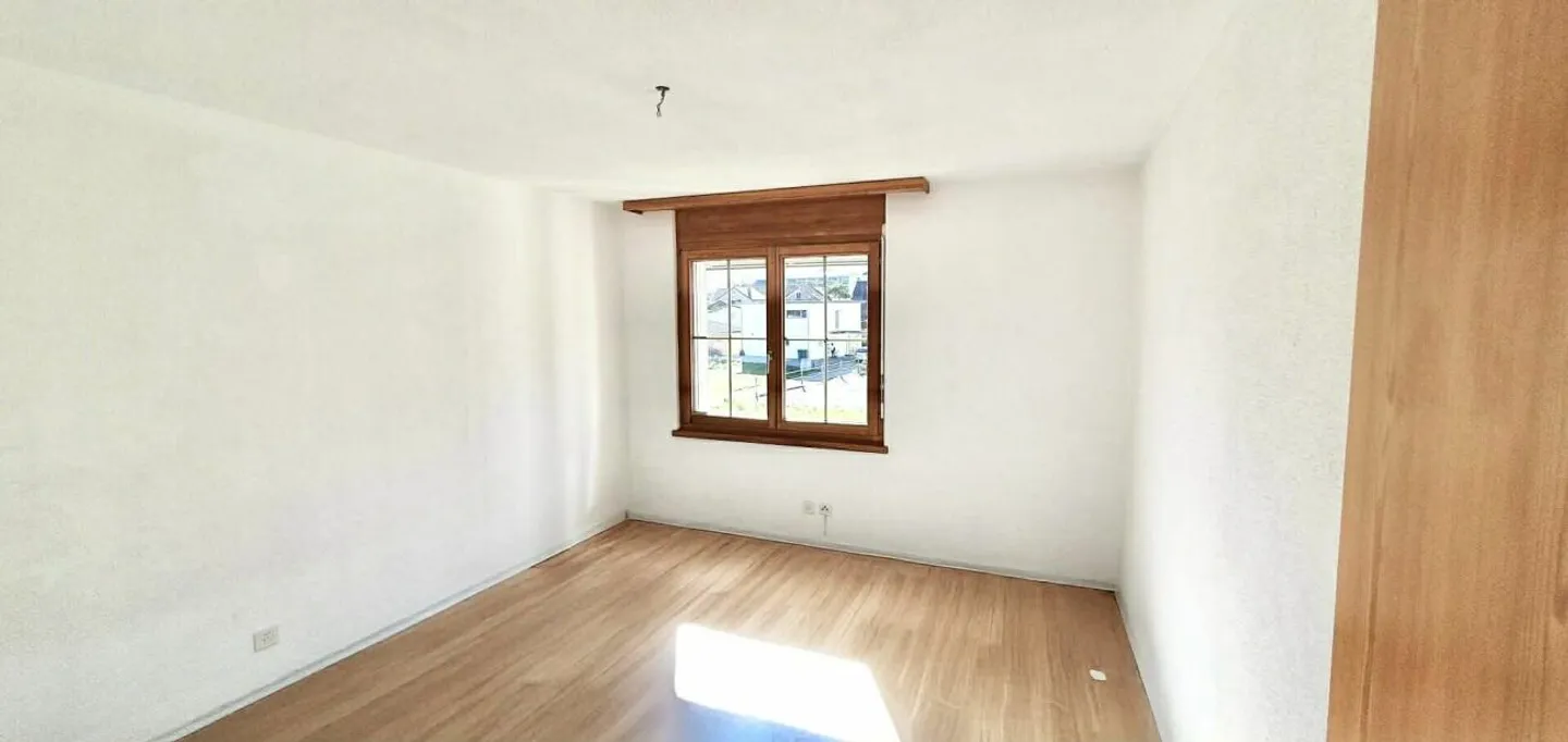 Attractive apartment with fireplace - Photo 8 of 12