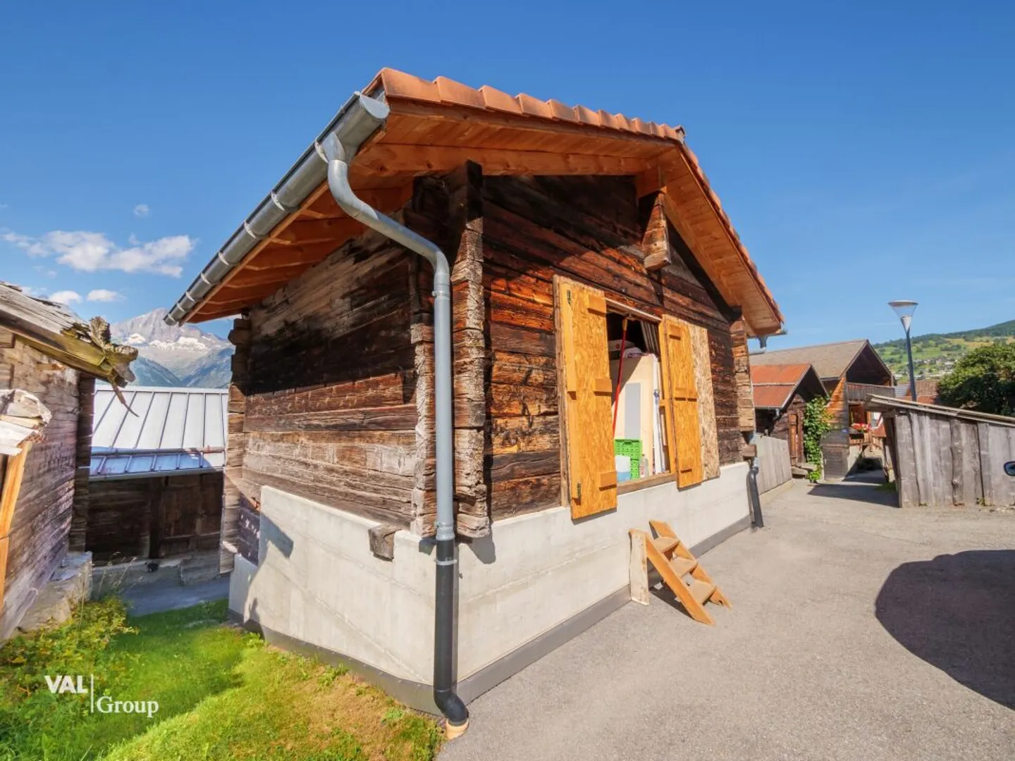 Affascinante casa residenziale con fienile convertito e ulteriore potenziale di sviluppo - Foto 9 di 13