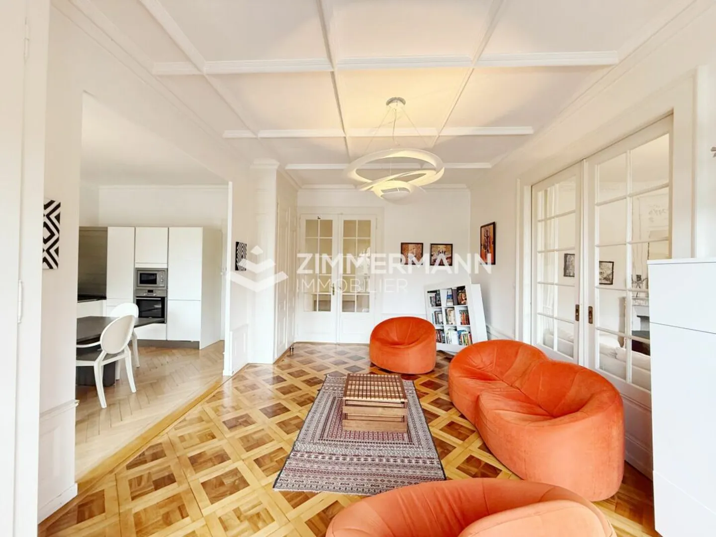 Superbe appartement meublé de 5 pièces au style Haussmannien en face de la perle du lac ! - Photo 1 sur 8