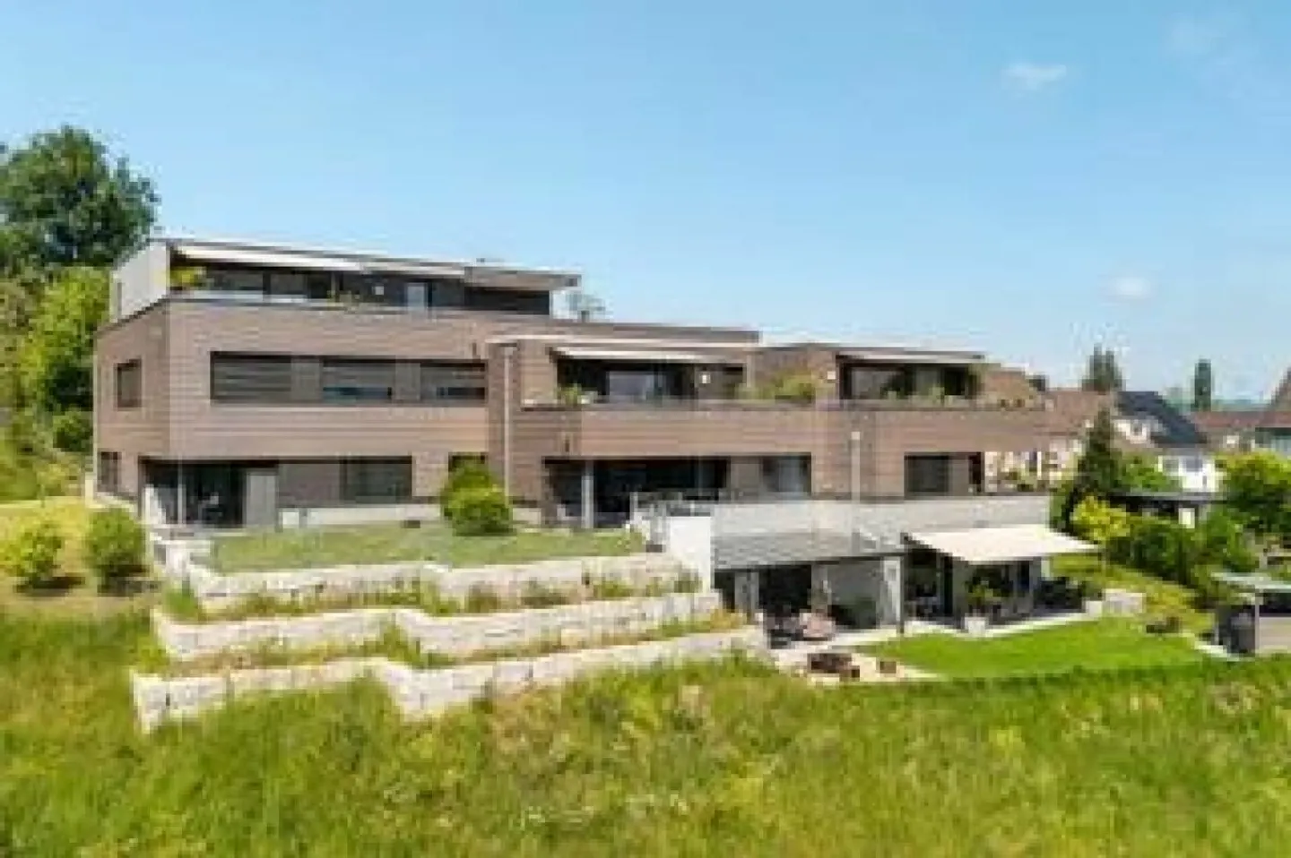 Stilvolle 2.5-Zimmer-Terrassenwohnung mit Panoramablick - Photo 7 of 7