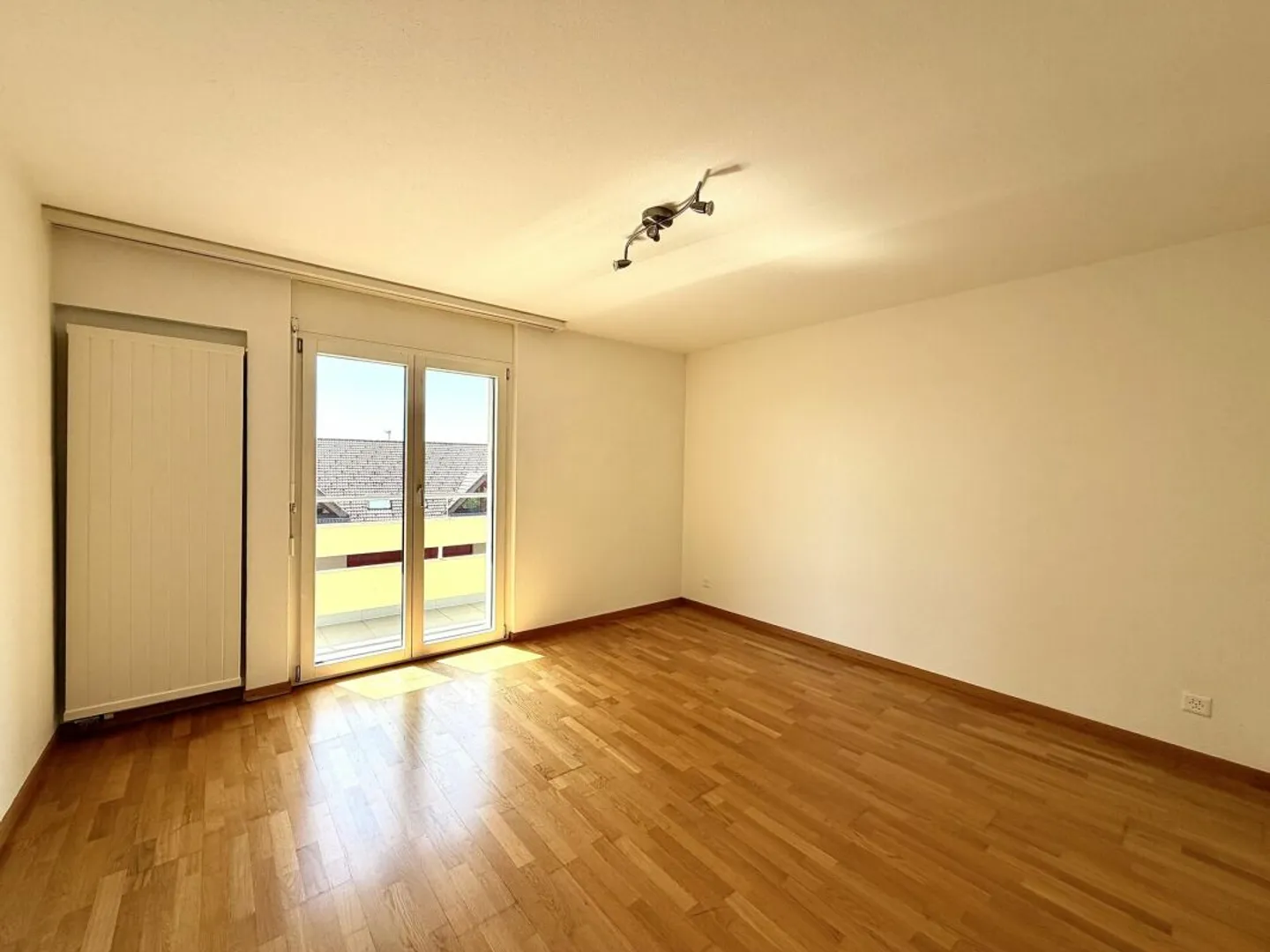 Top gepflegte 4.5-Zimmer-Wohnung in Flumenthal! - Photo 5 of 9