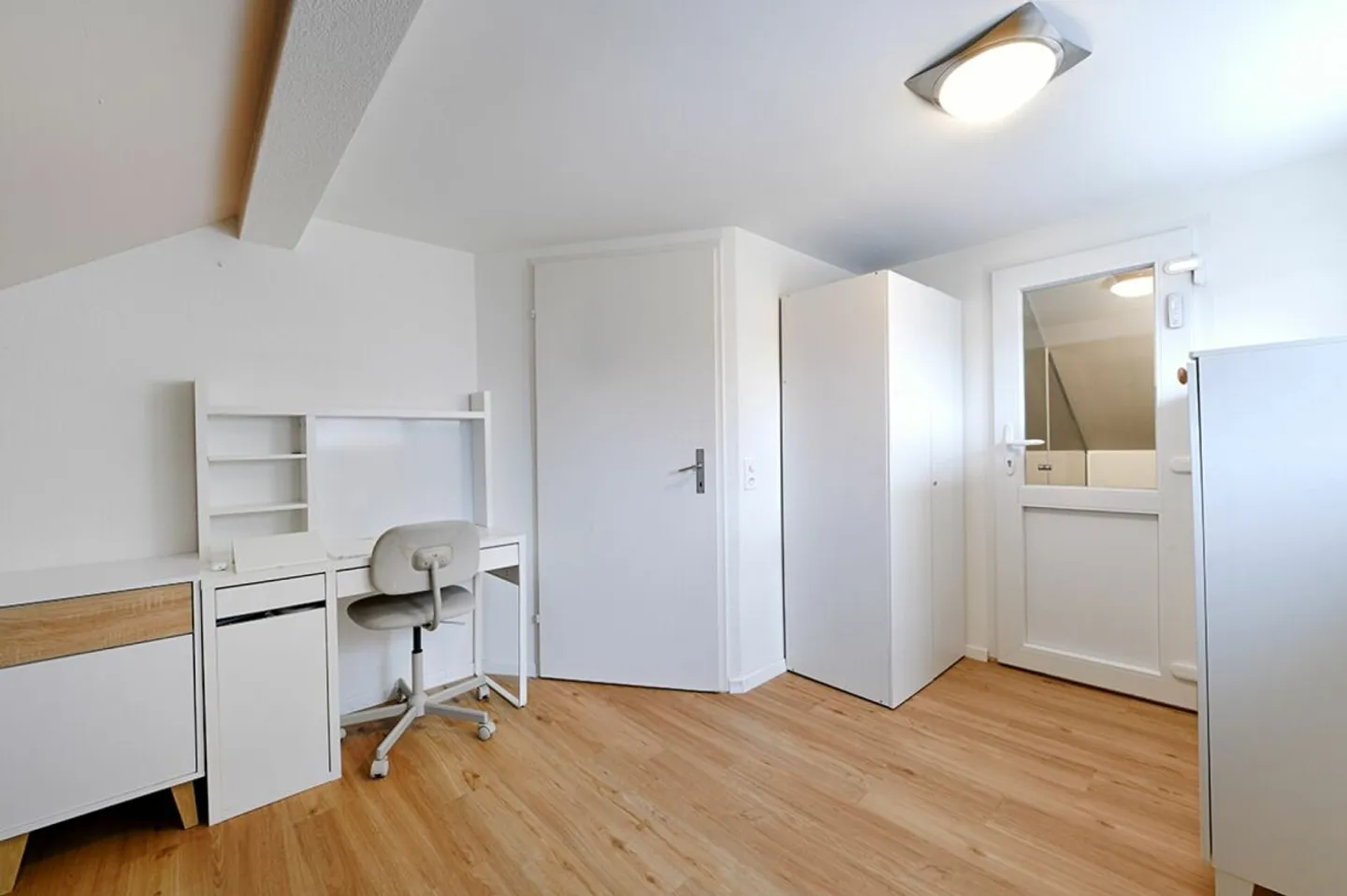 Maison individuelle de 5 pièces au cœur d'Uster - Photo 5 sur 13