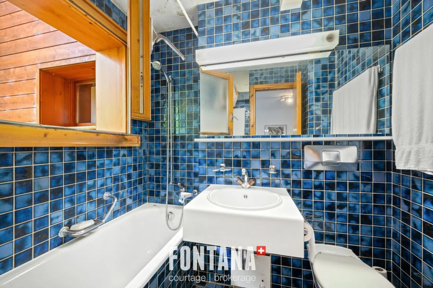 PPE lot consisting of 4 independent studios - Photo 12 of 13