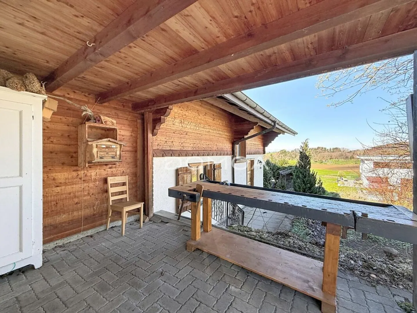 Authentic chalet with unobstructed view and large land - Photo 7 of 9