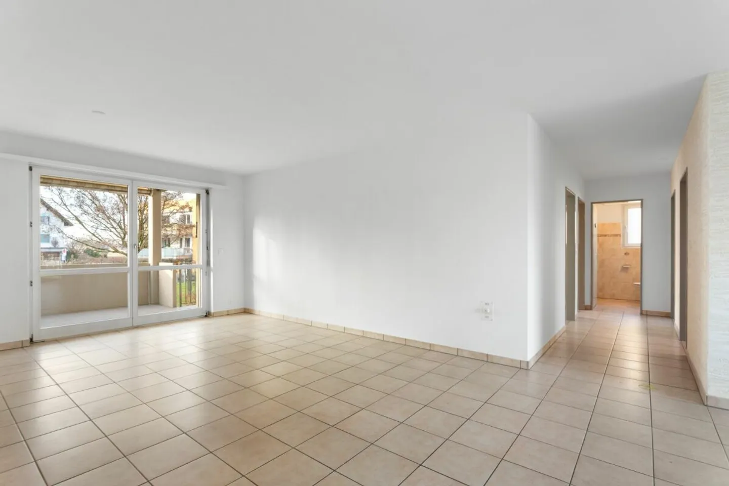 Live urban yet rural! - Photo 4 of 12