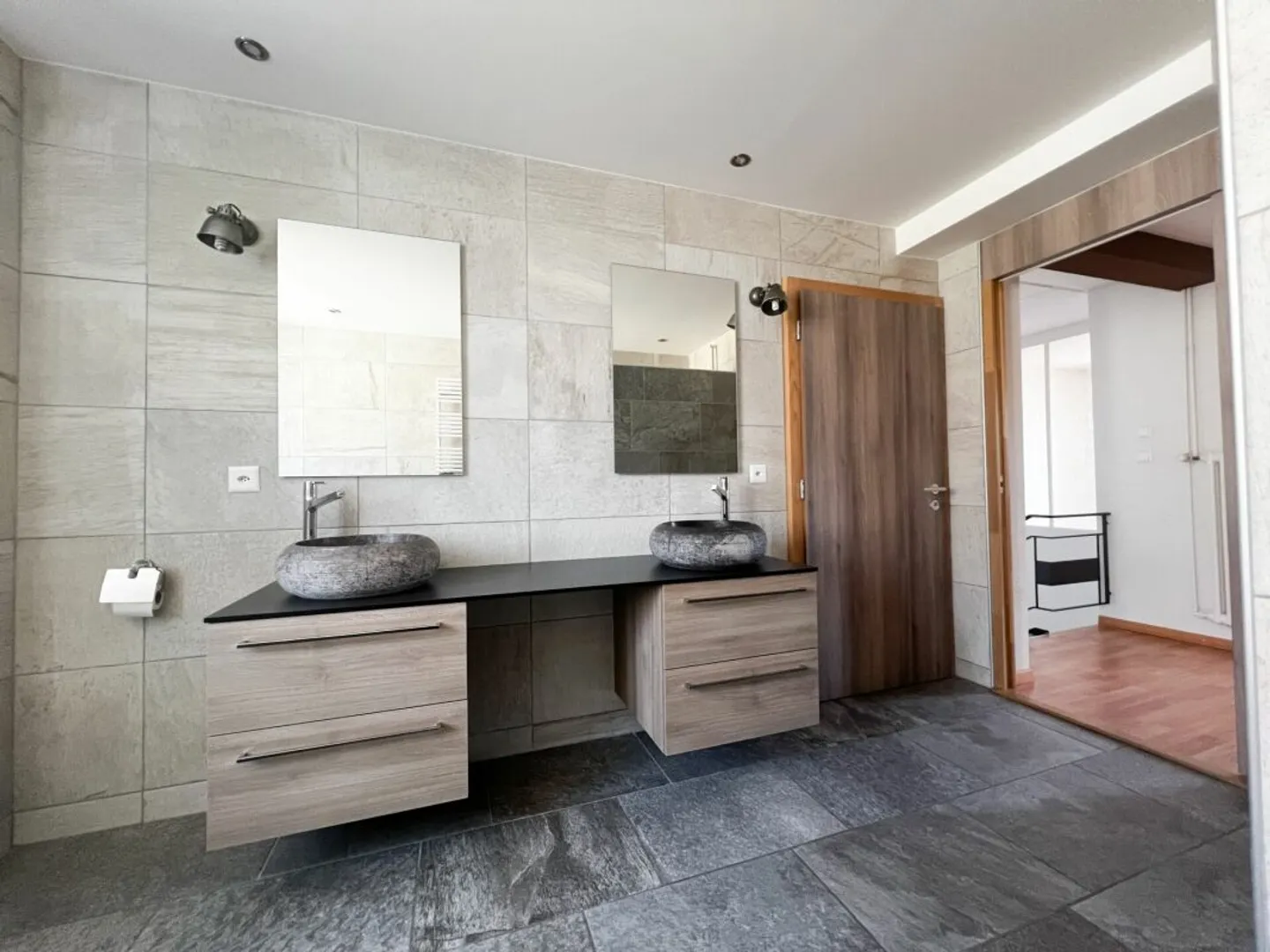 Gelegenheit! Wunderschönes Duplex mit 5,5 Zimmern in La Chaux-de-Fonds - Foto 10 von 13