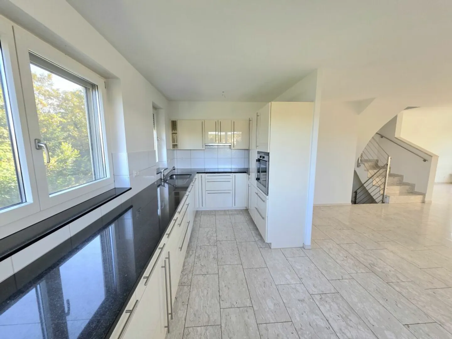 Your new family happiness, spacious 5.5 room corner house with private garden! - Photo 11 of 13