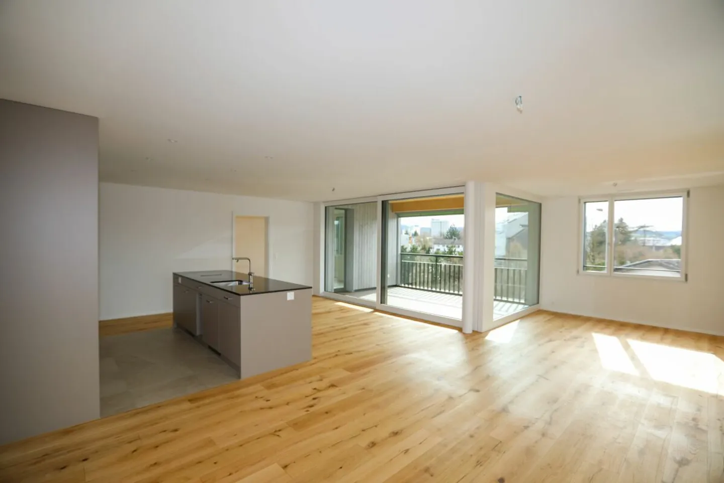 Erstbezug: Grosszügige 4.5-Zimmer Wohnung in Weinfelden - Photo 2 sur 7