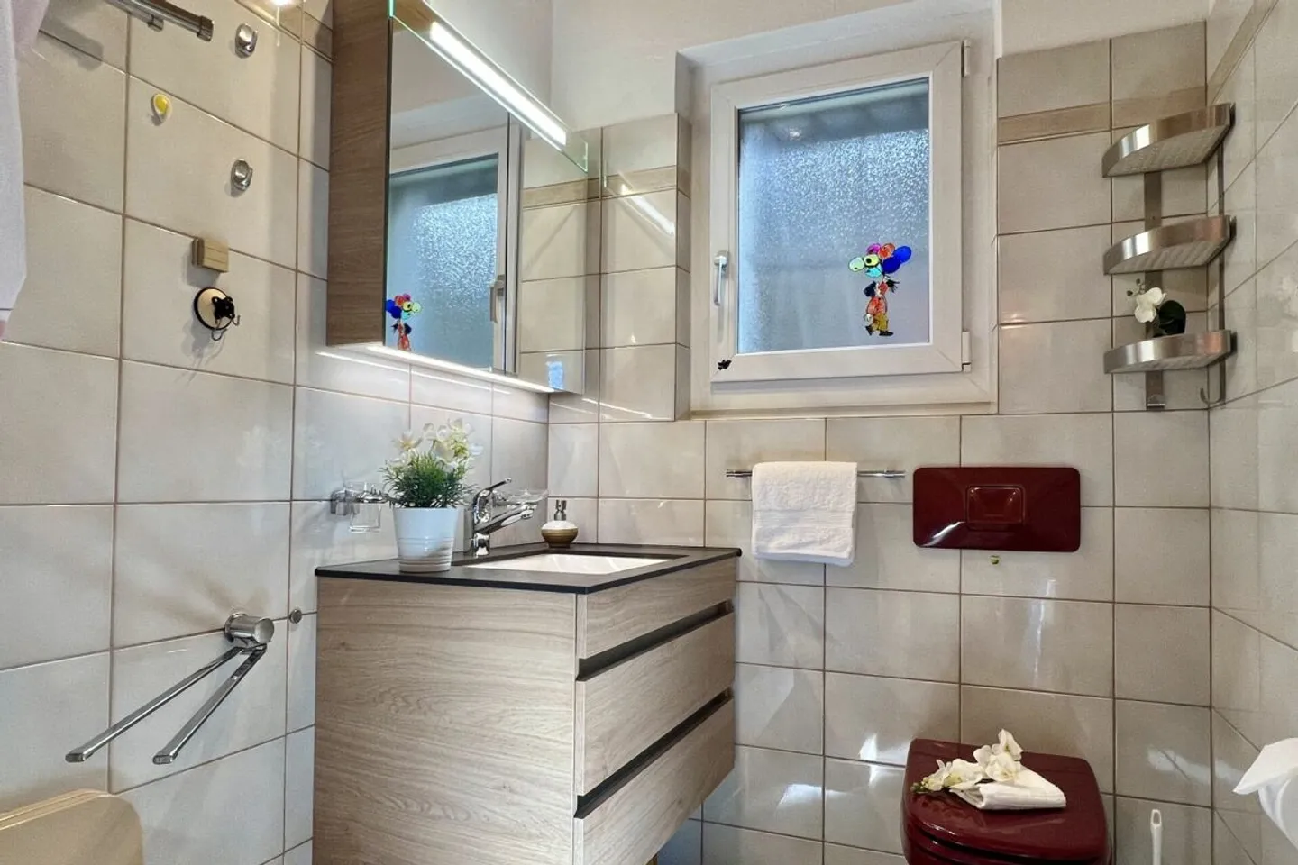 Charmantes Einfamilienhaus mit Seesicht - Foto 12 von 13