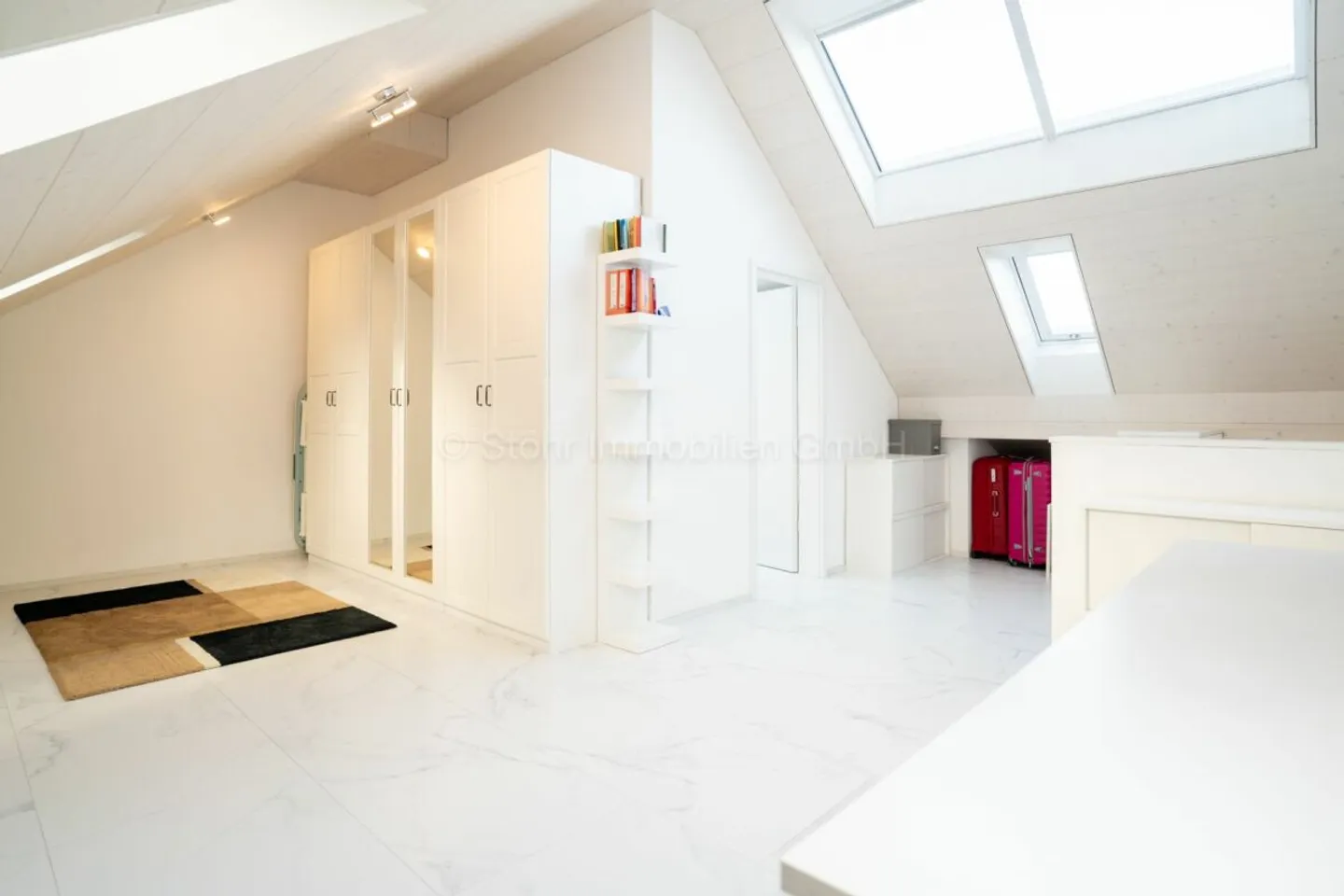 Casa a schiera 5.5 camere nuova a Rickenbach - Moderna, Affascinante & Versatile - Foto 10 di 13