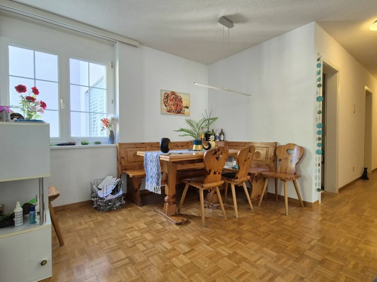 grosse 4.5-Zimmer-Wohnung (110m²) mit Balkon - Photo 4 sur 7