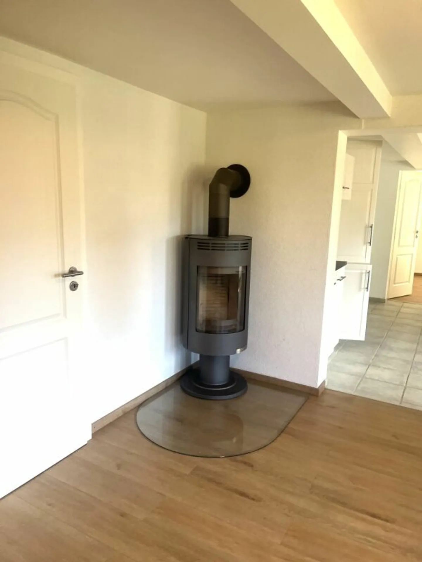 Appartement Rénové au Village - Photo 5 sur 9
