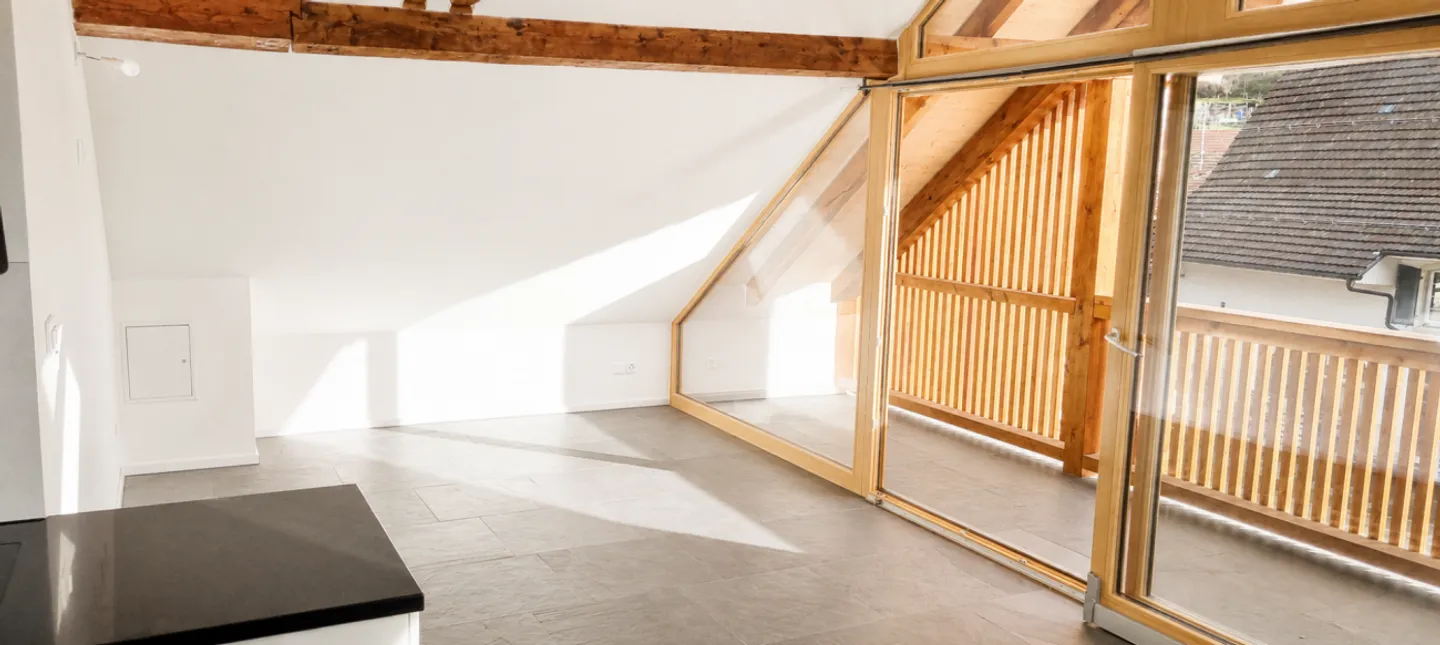 Renovated Multi-Family Home - Photo 6 of 13