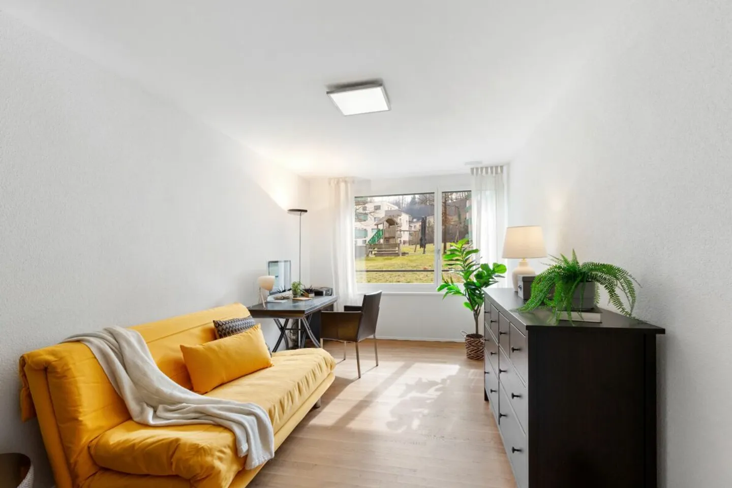 Exclusive Living in the Green and Yet Close to the City - Photo 12 of 13