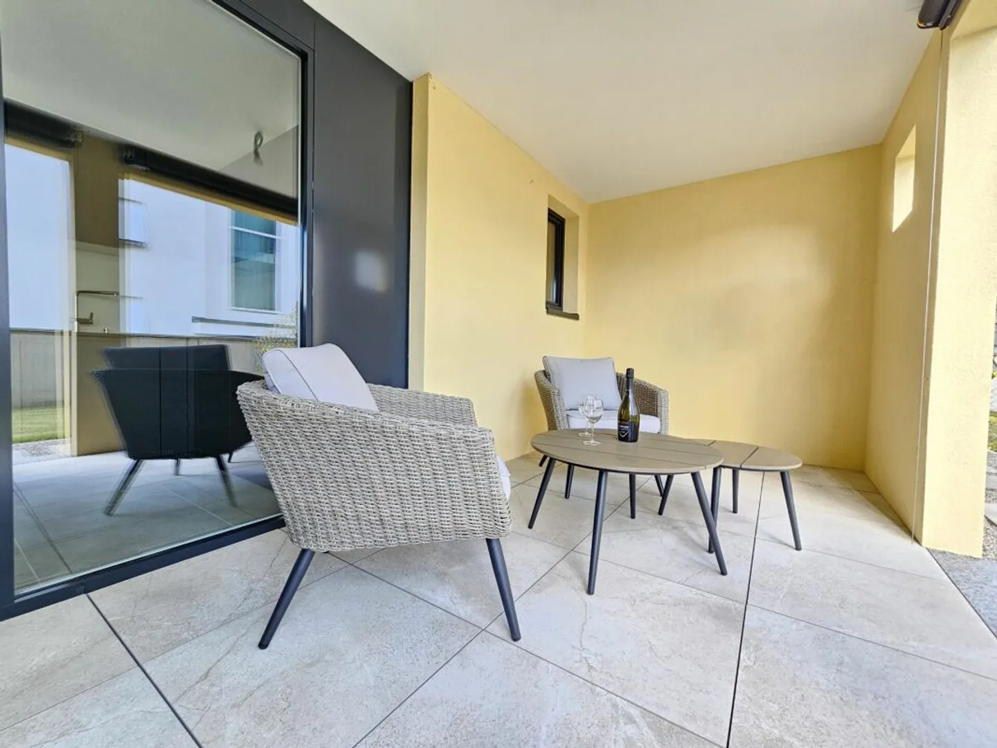 GORDOLA - Modern 3.5-room apartment with garden - Photo 5 of 13