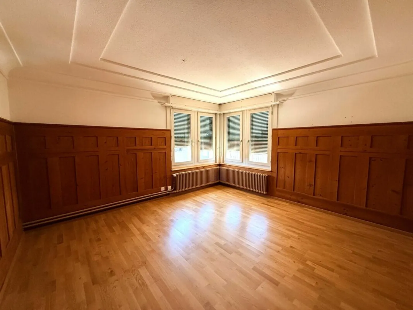 Multi-family house with 4 residential units in a central location in Bellach - Photo 11 of 13
