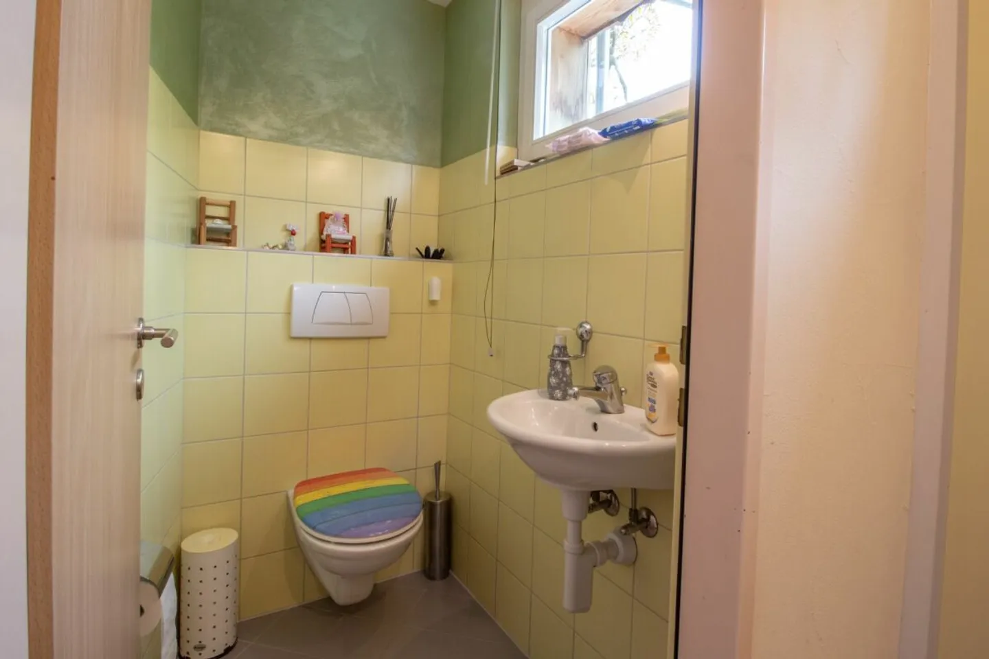 5.5-Room Semi-Detached House with Converted Attic and View - Photo 11 of 13