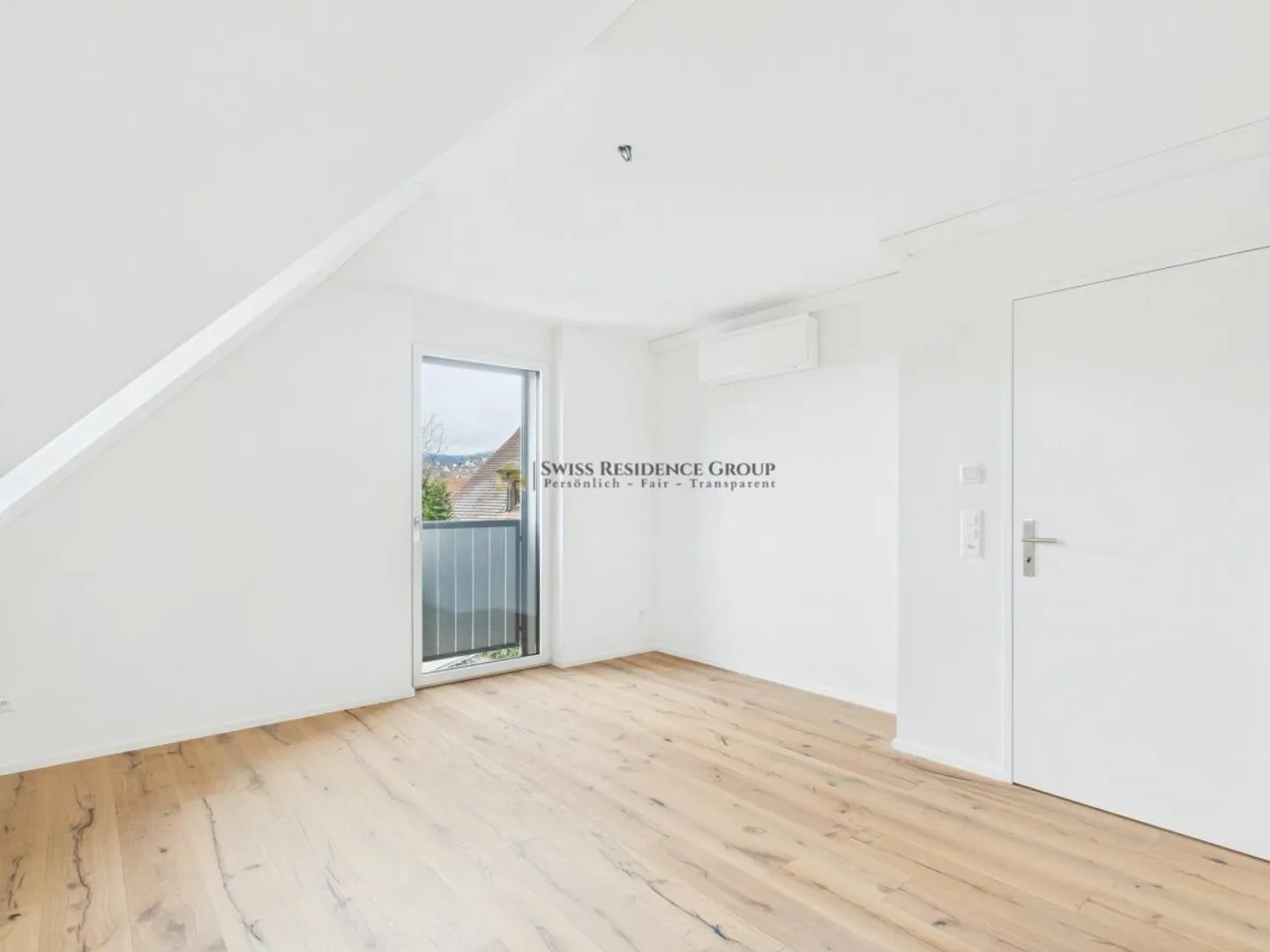 Exklusiver Erstbezug - 3.5-Zimmer-Neubauwohnung mit Loggia, Klimaanlage &amp; Premium-Ausstattung - Photo 10 of 13