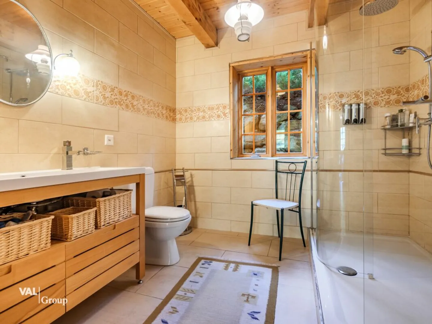 Magnificent "kanadischer" Chalet für Naturliebhaber (6.5 + 3.5 Zimmer) - Foto 8 von 13