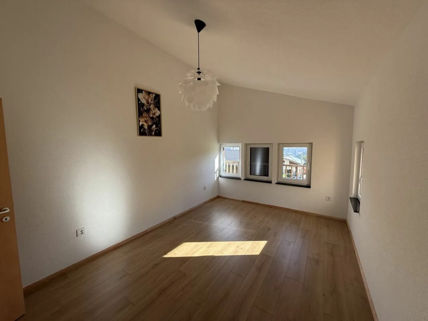 Charming converted Valais house with two cozy apartments in picturesque Oberems! - Photo 8 of 13