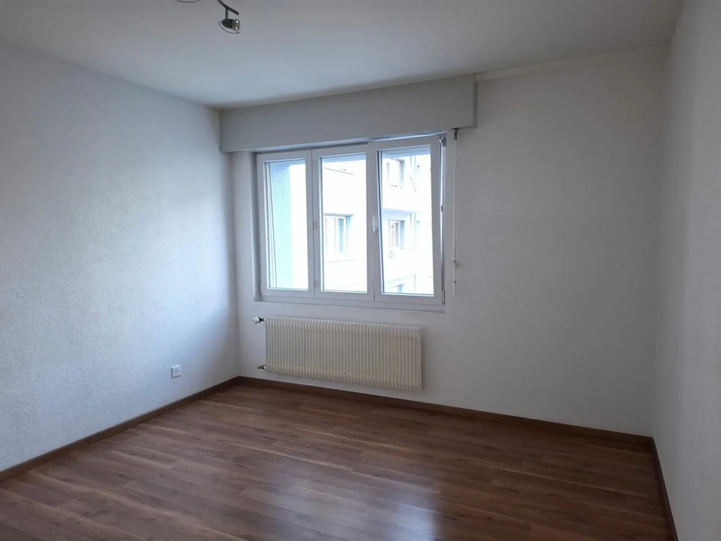 Appartement spacieux à Martigny - Photo 10 sur 13