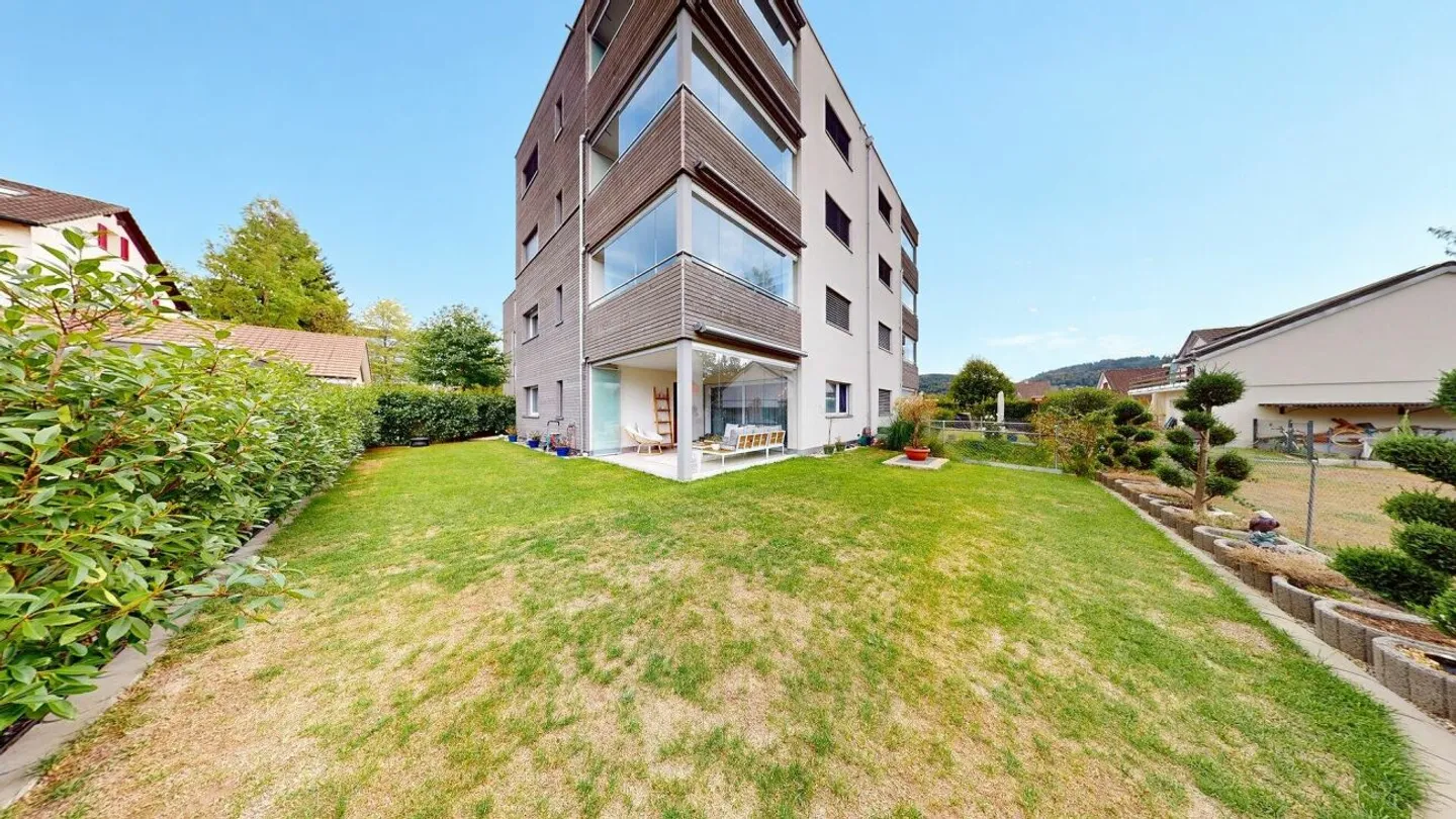 Gioiello residenziale sulla Reuss - con 200 m² di felicità in giardino - Foto 12 di 13
