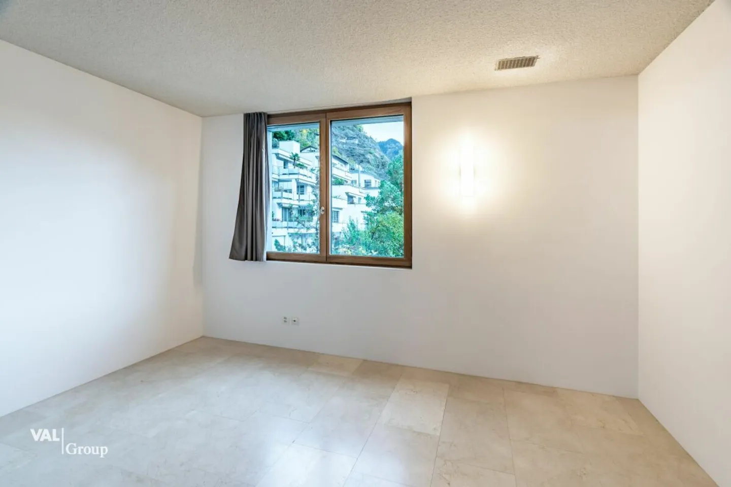 4.5-room apartment in Naters - modern elegance, top location and beautiful view - Photo 9 of 13