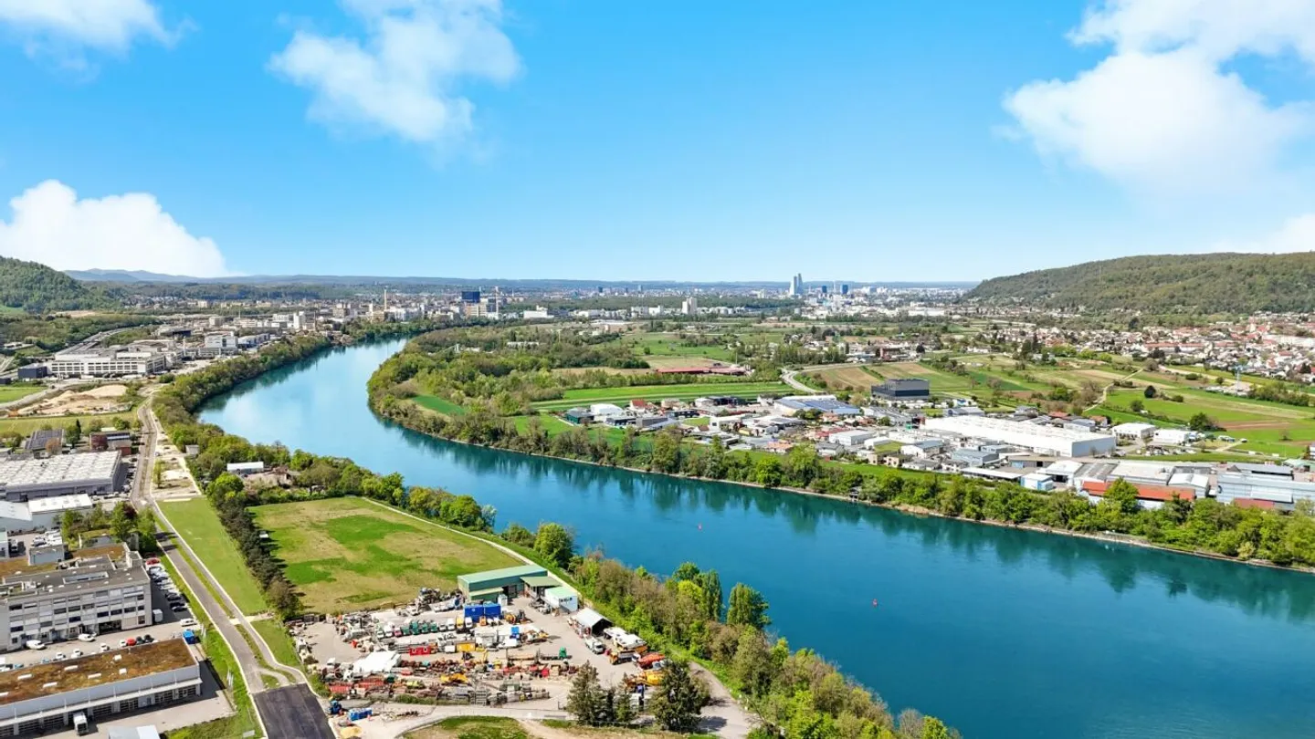 Modern condominium with many amenities - Photo 13 of 13