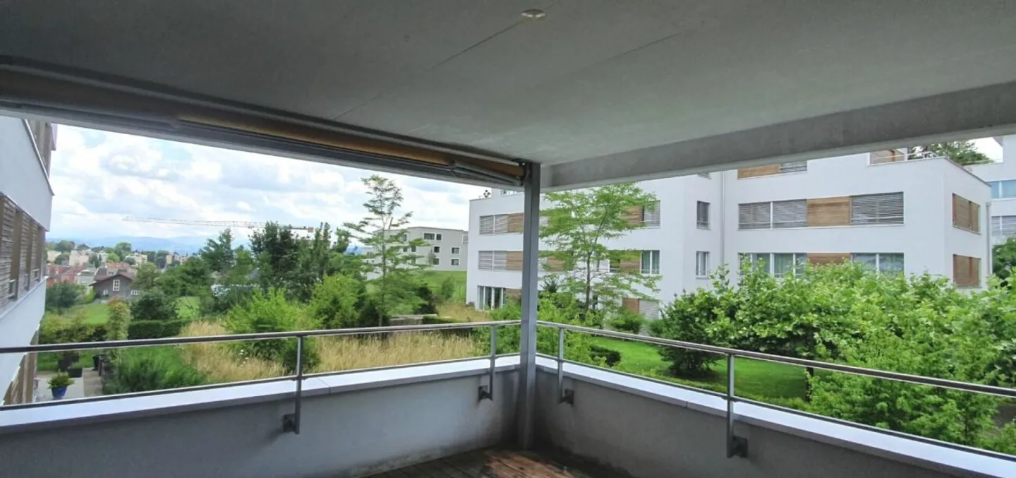 Vivre et profiter de la vue en toute tranquillité - Photo 9 sur 9