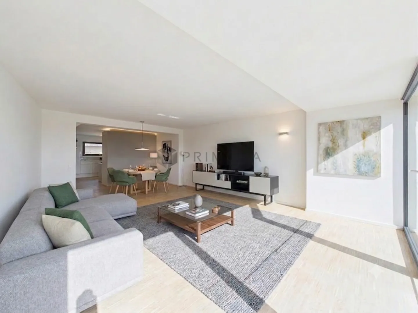 Modern Townhouse with Garden - Photo 7 of 13