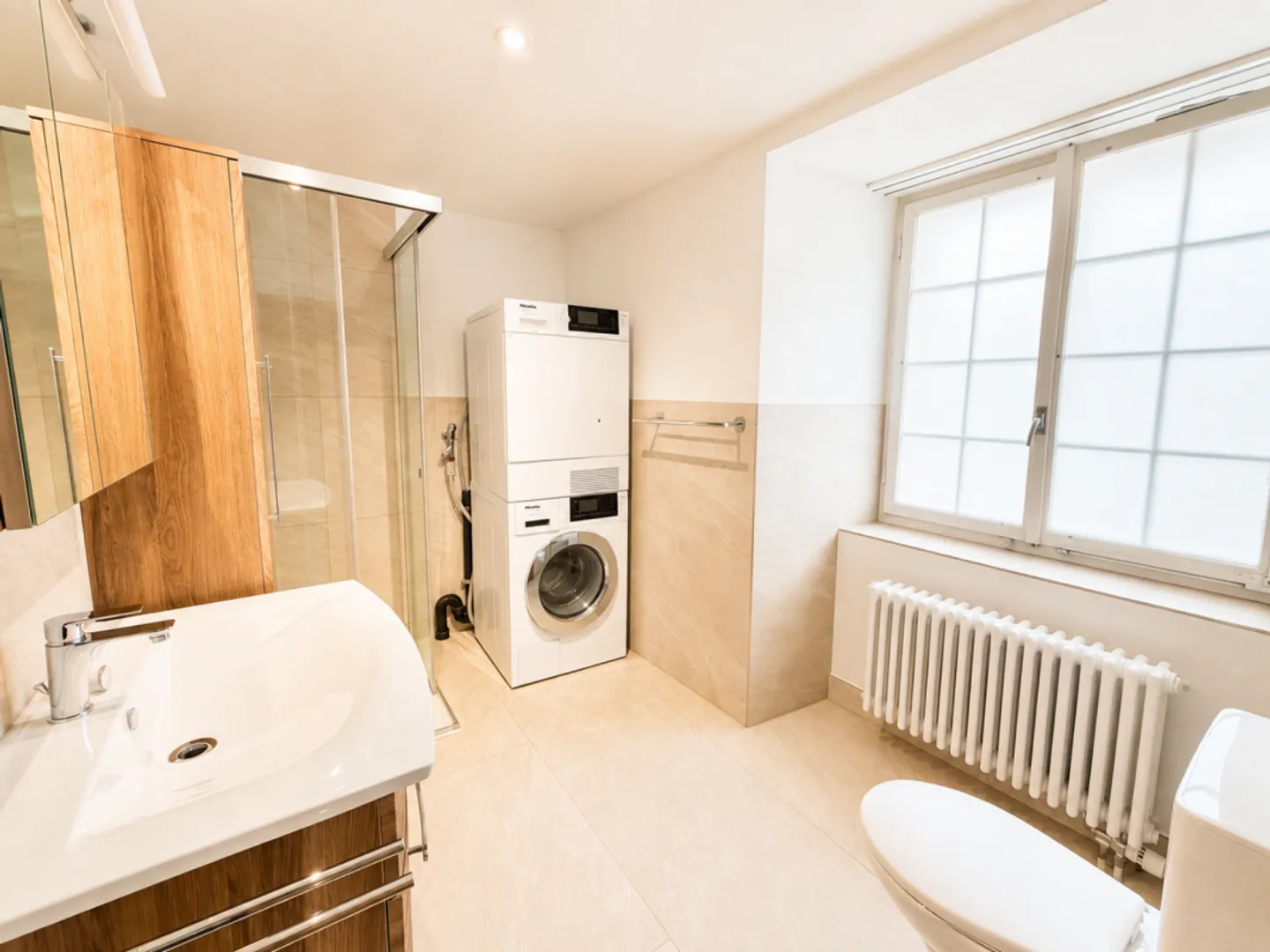 Spacious 5.5-room maisonette with 177 m² and two balconies - Photo 9 of 13