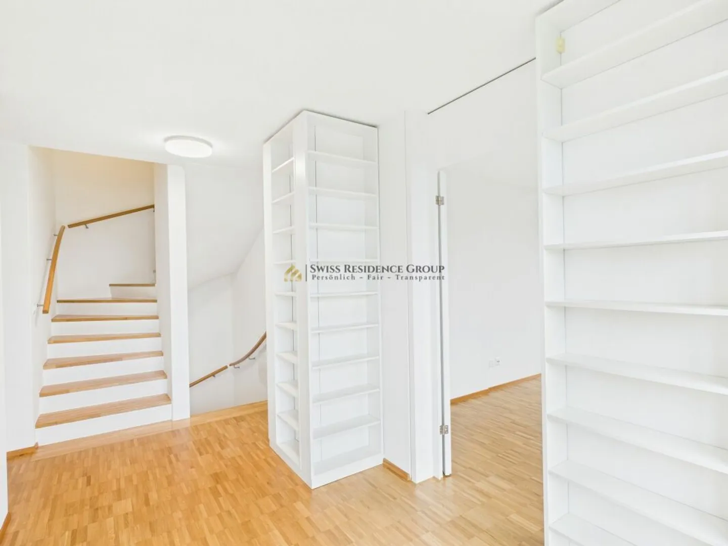 High-quality family residence with garden and unobstructed view of Lake Greifen - Photo 7 of 13