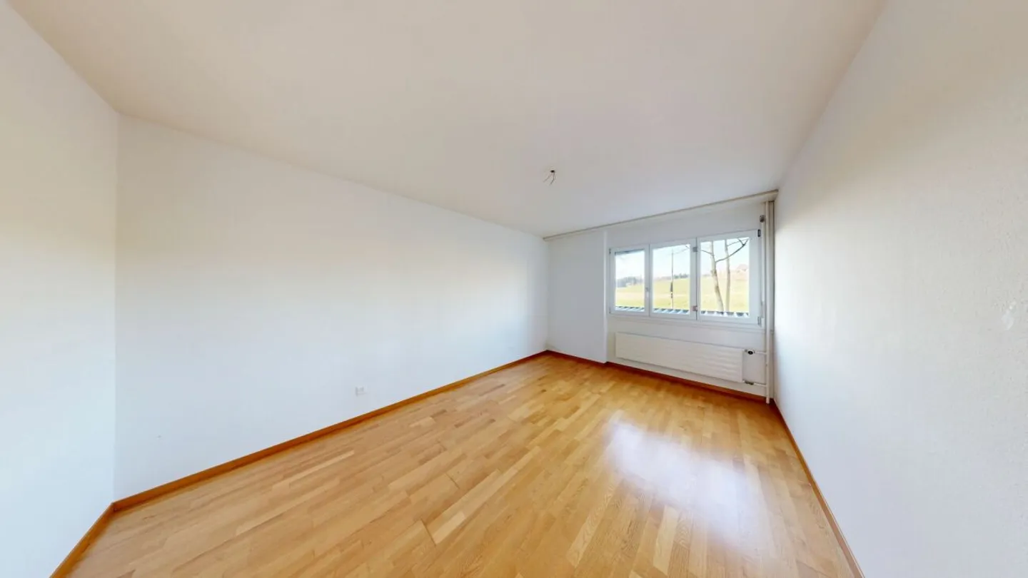 Appartamento 4.5 stanze parzialmente ristrutturato al 6° piano a Ittigen - Foto 10 di 10