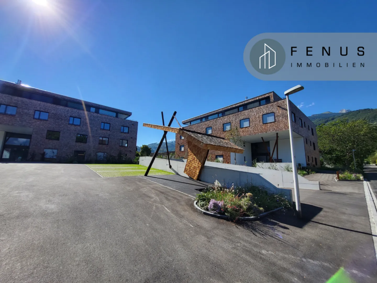 Tiefgaragenparkplatz - Photo 1 sur 1